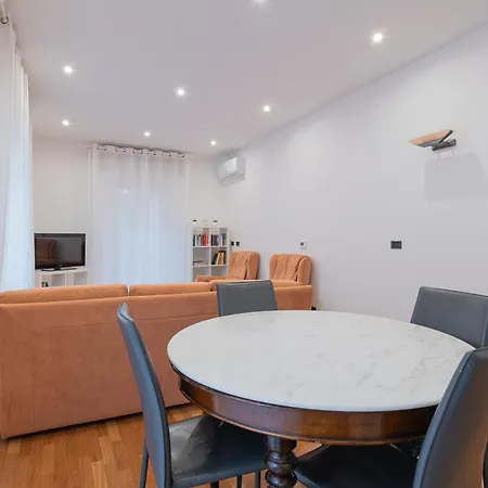 Sofia's House - Free Parking Apartament Werona